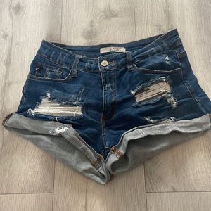 Jean shorts size 6.